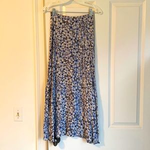 Floral flowy skirt